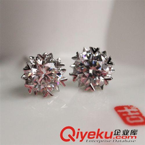 耳釘區 新年好禮品 zp仿真鉆石耳釘 純銀鍍鉑金雪花耳釘飾品 代理加盟原始圖片2