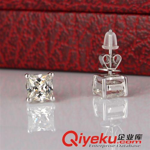 耳釘區 微鑲高碳鉆仿真鉆石耳釘 925純銀鍍鉑金耳釘耳環女埃菲爾鐵塔飾品