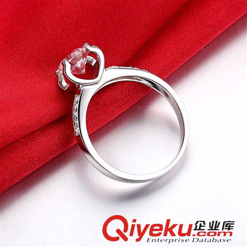 經(jīng)典款快速查找 高大上牛頭款高碳鉆石戒指女 四爪純銀鍍金50分1克拉鉆戒指批發(fā)
