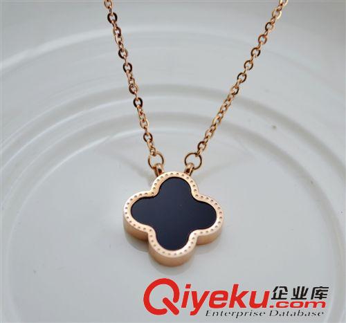 tj區(qū) 鈦鋼鍍14K玫瑰金色四葉草短項(xiàng)鏈女短款鎖骨鏈子韓國韓版時(shí)尚配飾原始圖片2