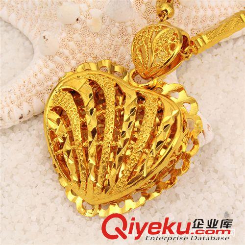 24K鍍金吊墜 24K鍍金首飾 24K鍍金吊墜 久不退色 真空電鍍 砂金飾品 女士愛心原始圖片2