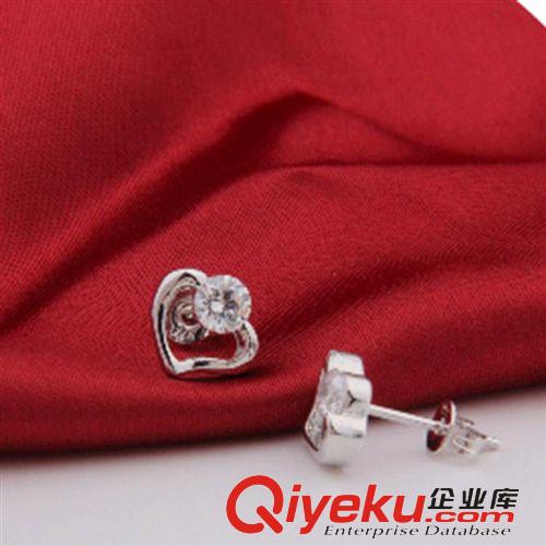 耳釘 時(shí)尚新款925銀耳飾批發(fā) 韓版精品鑲鉆女式耳釘花卉型耳飾 爆款