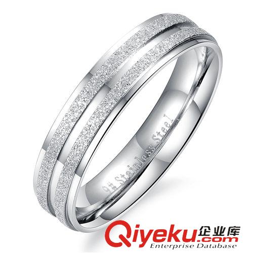 2014新款上市 配飾市場 創(chuàng)意小商品首飾批發(fā) 經(jīng)典磨砂情侶戒指 新年禮品GJ445原始圖片2
