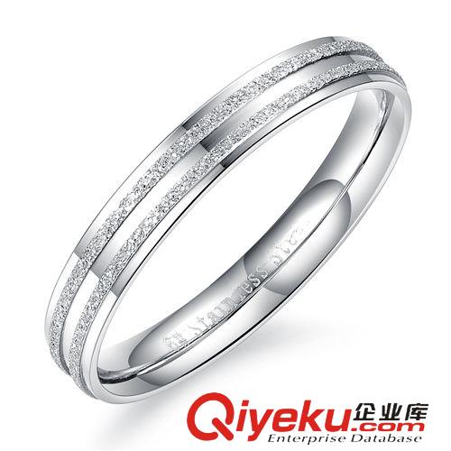 2014新款上市 配飾市場 創(chuàng)意小商品首飾批發(fā) 經(jīng)典磨砂情侶戒指 新年禮品GJ445原始圖片3