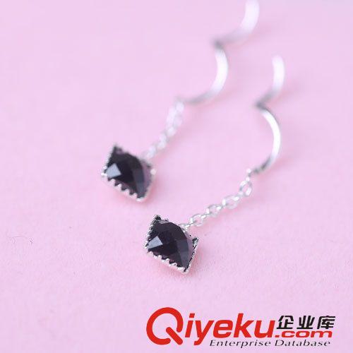 純銀耳飾專區(qū) 925純銀耳線批發(fā) 黑瑪瑙方塊耳線 長款個(gè)性耳飾 手工制作泰國進(jìn)口原始圖片2