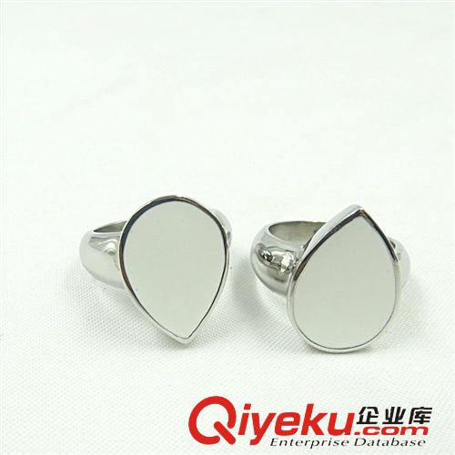 不銹鋼戒指 歐美外單首飾批發(fā) 戒指 指環(huán) 個性時尚寬面鈦鋼指環(huán)原始圖片3