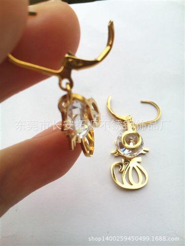 不銹鋼穿刺飾品 供應(yīng)歐美鈦鋼耳飾 不銹鋼鋯石耳環(huán) gd耳釘 穿刺飾品 耳環(huán)女