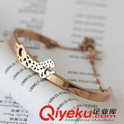 手鐲 歐洲站出口貨源 豹子手鐲 鈦鋼18K玫瑰金彩金手鐲 批發一件代發
