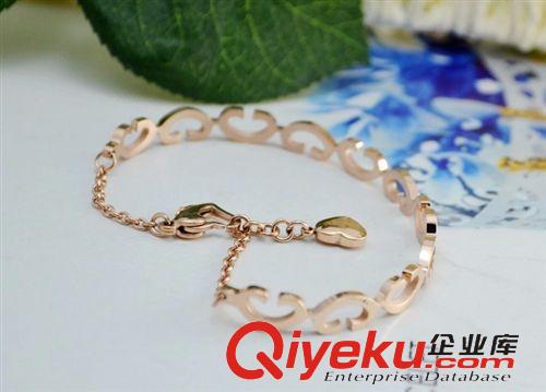 手鐲 18K玫瑰金彩金鈦鋼手鐲 開口心連心手鐲 批發(fā) 一件代發(fā) 韓版飾品