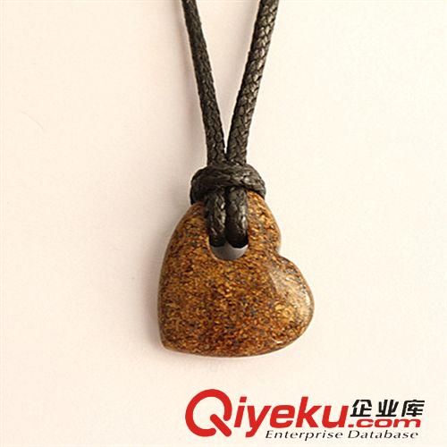 DZGTS古銅石吊墜 廠家直銷吊墜批發(fā)心形 古銅石吊墜 純銀首飾 tr水晶加工廠
