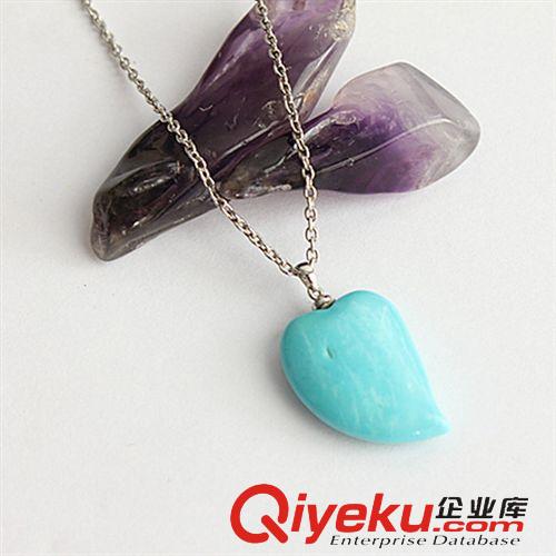 DZSS松石吊墜 廠家直銷吊墜批發(fā)心形松石吊墜 純銀首飾 tr水晶加工廠