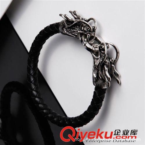 皮繩手鏈 歐美時尚潮流不銹鋼手鏈男士 鑄造鈦鋼皮繩編織手鐲 時尚手飾手環(huán)原始圖片3