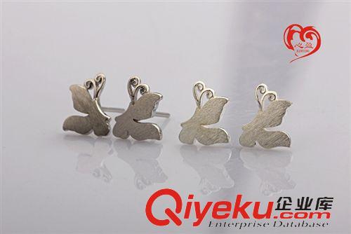耳釘 純銀zp韓版時(shí)尚蝴蝶戀耳釘S925純銀 淘寶流行風(fēng)格 銀飾品批發(fā)原始圖片2