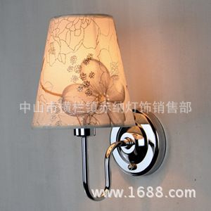 現(xiàn)貨產(chǎn)品 美式田園壁燈臥室床頭燈具蘇格蘭風(fēng)格紅方格壁燈現(xiàn)代簡(jiǎn)約裝飾壁燈原始圖片3