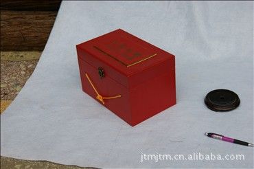 中華瓷器 批發價，歡迎訂購 紅色龍年陶瓷情侶杯子