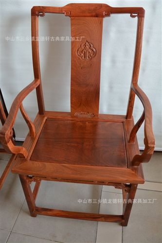 凳椅類 廠家直銷 龍德軒仿古實(shí)木家具 緬甸花梨木南官帽椅三件套裝批發(fā)原始圖片2