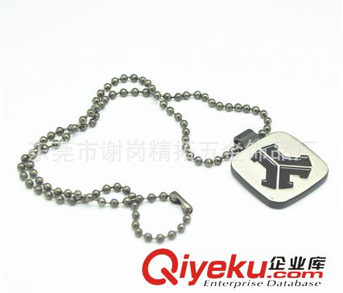 熱銷產(chǎn)品 專業(yè)生產(chǎn)制作 2014年年份徽章 立體徽章 馬上有錢胸章 創(chuàng)意訂做