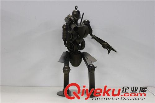 鐵藝模型 金屬工藝品 年尾促銷(xiāo) 鐵制精美禮品收藏 機(jī)器人