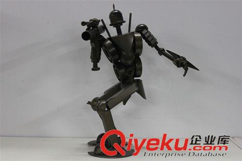 鐵藝模型 金屬工藝品 年尾促銷(xiāo) 鐵制精美禮品收藏 機(jī)器人