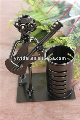 鐵藝筆筒,名片夾 金屬小工藝品 禮品收藏 現(xiàn)代文藝音樂 年尾促銷 小提琴手 筆筒