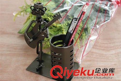 鐵藝筆筒,名片夾 金屬工藝品 現代文藝音樂 貝斯手筆筒原始圖片2