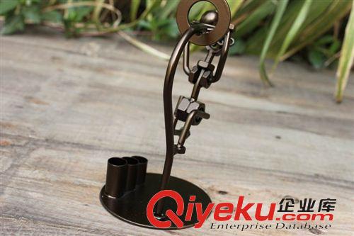 鐵藝筆筒,名片夾 金屬工藝品 鐵制文藝音樂扣籃高手 筆筒原始圖片2