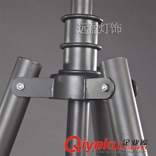 落地?zé)?復(fù)古懷舊/老家具新美式鄉(xiāng)村風(fēng)扇落地?zé)魝€性新古典客廳鐵藝落地?zé)粼紙D片2
