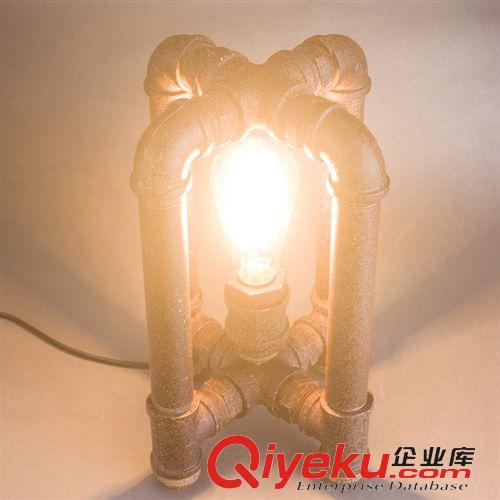 工業(yè)風區(qū) loft愛迪生工業(yè)復古風個性水管燈 咖啡廳裝飾創(chuàng)意臺燈書房燈具原始圖片2