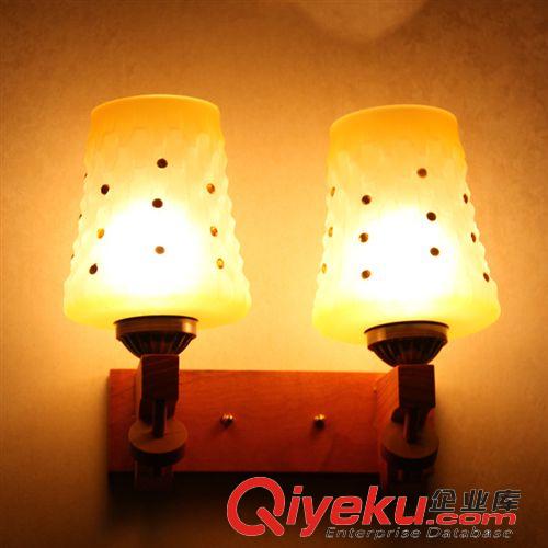 實(shí)木歐式中式壁燈 美式歐式古典中式現(xiàn)代簡約客廳臥室床頭過道樓梯實(shí)木陽臺(tái)茶樓壁燈原始圖片3