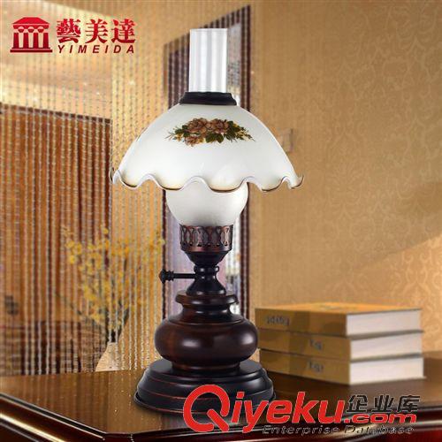 裝飾臺(tái)燈 藝美達(dá)實(shí)木玻璃懷舊復(fù)古臺(tái)燈 臥室客廳燈 學(xué)習(xí)臺(tái)燈裝飾燈原始圖片2