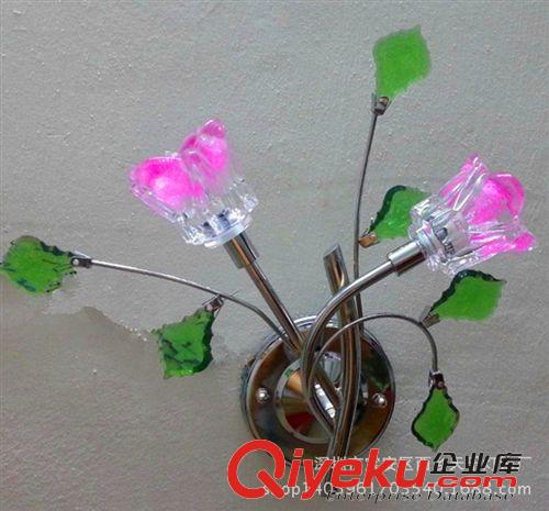 壁燈 現(xiàn)貨供應(yīng)，綠葉與小玫瑰花的相襯之美，臥室床頭美燈原始圖片2
