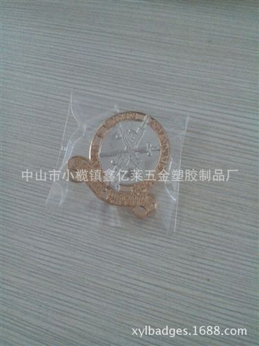 其它金屬工藝品 供應(yīng)新款金屬名片座,合金工藝品名片夾