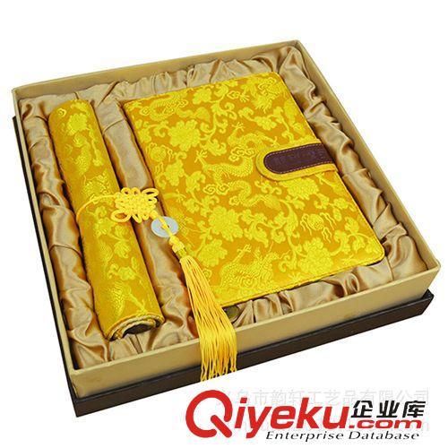 絲綢商務(wù)套裝系列 節(jié)日慶典禮品定制廣告促銷禮品 銀行開業(yè)禮品定做 饋贈領(lǐng)導(dǎo)客戶