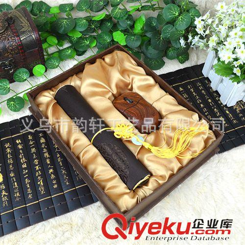 新穎紅木產(chǎn)品系列 韻軒zp直銷紅木鼠標(biāo)批發(fā) 紅木無線充電鼠標(biāo)定制logo辦公用品原始圖片3