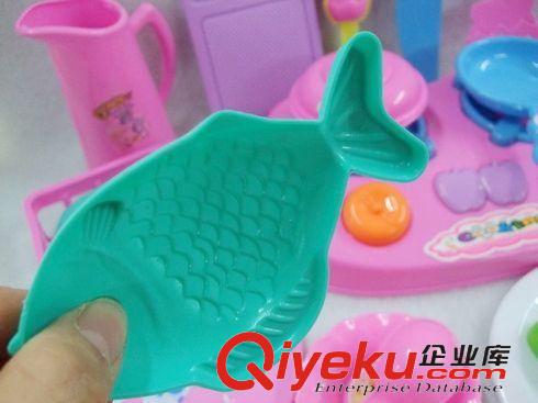 餐具/工具/釣魚過家家系列 小額批發(fā)zp熱銷餐具片 寶寶過家家玩具21種優(yōu)質(zhì)仿真廚具32185原始圖片3