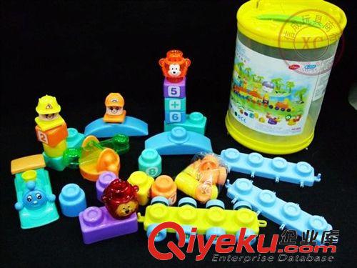 積木玩具 小額玩具混批發大號52PCS數字智力火車積木 彩色大桶裝百變積木原始圖片3