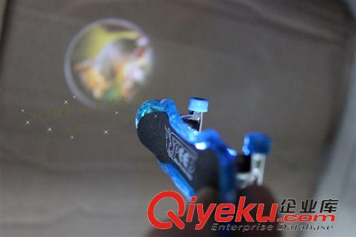 慣性車/滑行玩具 小額混批發(fā)力控滑行玩 具片裝塑料手指滑板 帶燈光投 影 1板12只原始圖片3