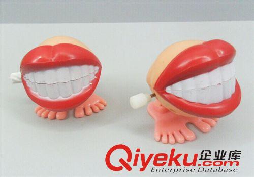 整蠱玩具 批發小玩具 上鏈跳嘴唇 鬼牙 牙齒 新奇特萬圣節整蠱玩具原始圖片3