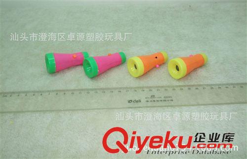 體育玩具 {zx1}款兒童陀螺玩具 多層間色款 上鏈七彩閃光陀螺