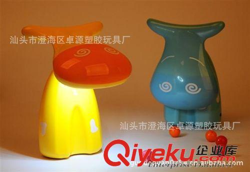 日用品 供應旋轉(zhuǎn)杯，拼圖杯，塑料杯，兒童廣告杯，贈品禮品杯