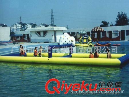 水上充氣樂園組合 【廠家直銷】供應水上冰山攀巖|水上蹺蹺板|蹦床滑梯|水上排球場原始圖片3