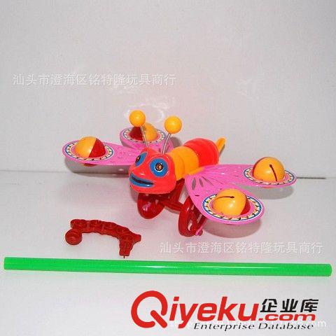 推薦產(chǎn)品 批發(fā)卡通觸摸車 新品供應 塑料救護車 燈光音樂車
