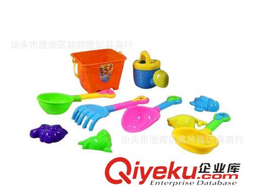 夏天玩具 手持大號(hào)噴水風(fēng)扇 迷你噴霧風(fēng)扇 電池風(fēng)扇 新奇特禮品 廣告贈(zèng)品
