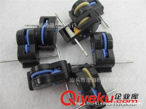 玩具配件 廠家直銷限速牙箱 回力2厘牙箱 慣性3厘牙箱 不同款式牙箱