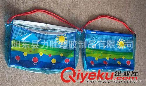 四.PVC包裝袋 手提袋 廣告袋 廠家直供高周波電壓產(chǎn)品 pvc拉鏈袋 pvc手提袋 PVC禮品袋原始圖片3