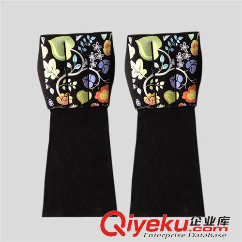 充氣三角墊系列 供應：PVC植絨三角墊 充氣沙灘三角墊 時尚休閑三角靠墊