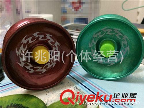 陀螺 廠家自銷合金三軸溜溜球魔術(shù)YOYO球質(zhì)量超強 全網(wǎng){zd1}價