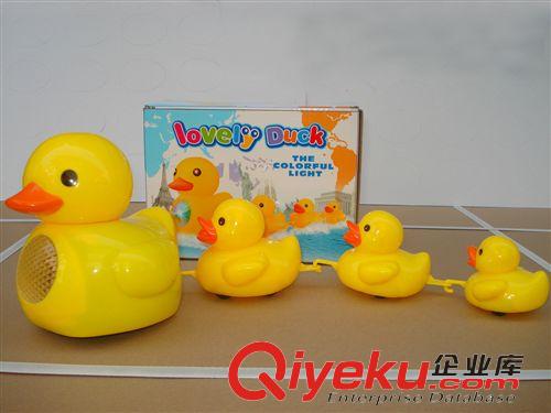 節(jié)日燈籠 中秋 春節(jié)燈籠香港大黃鴨帶燈光音樂 爆款兒童{za}佳節(jié)禮品原始圖片3