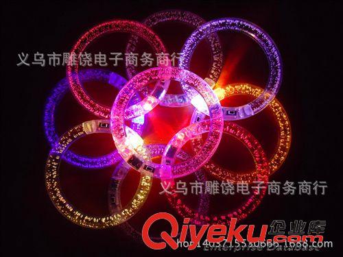 閃光棒 新款發光彈簧棒兒童玩具 環保優質閃光米粒彈簧棒中小童玩具批發