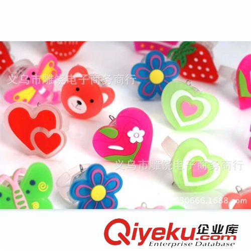 小玩具 新奇特發光戒指/軟膠閃光戒指/創意閃光飾品 夜市地攤熱賣原始圖片3
